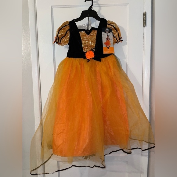 Target Other - Girls Witch Play Costume size small